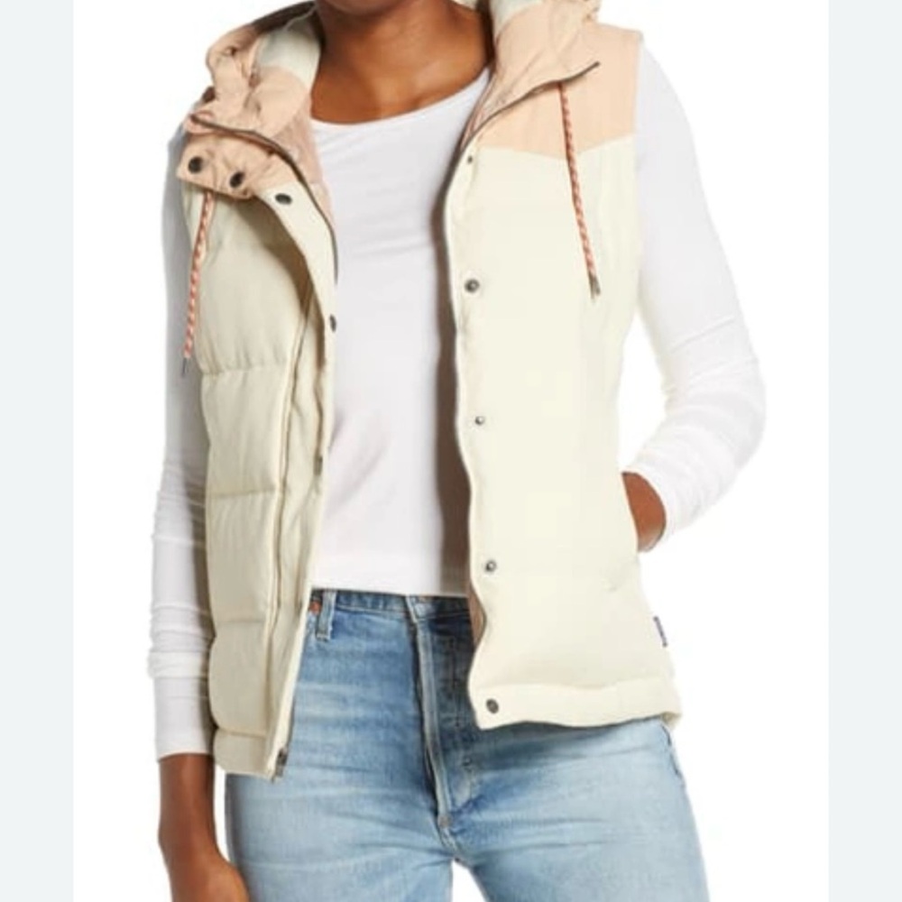 Patagonia Cream and Tan Quilted Puffer Vest with Hood